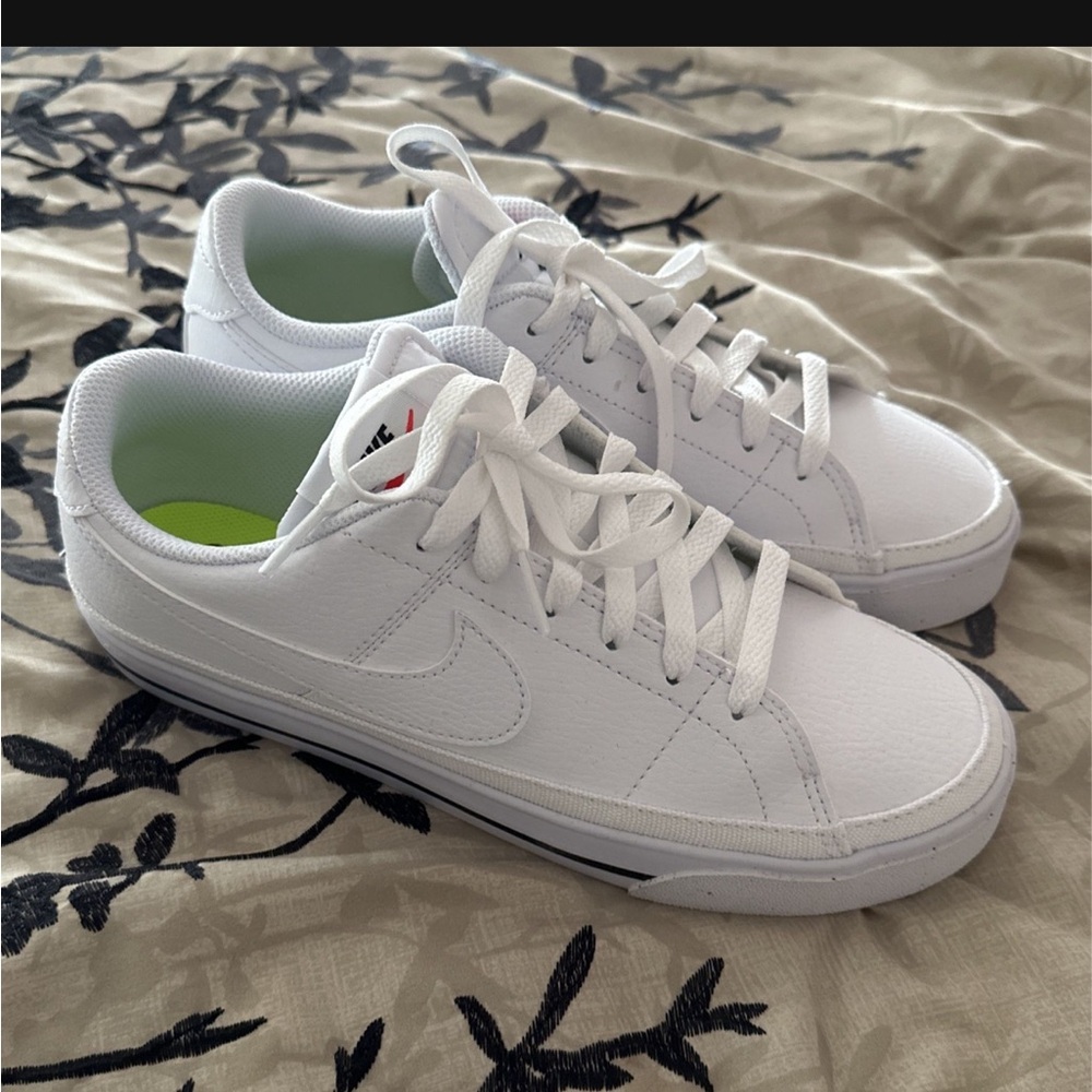 Nike court legacy,  brand new, never used